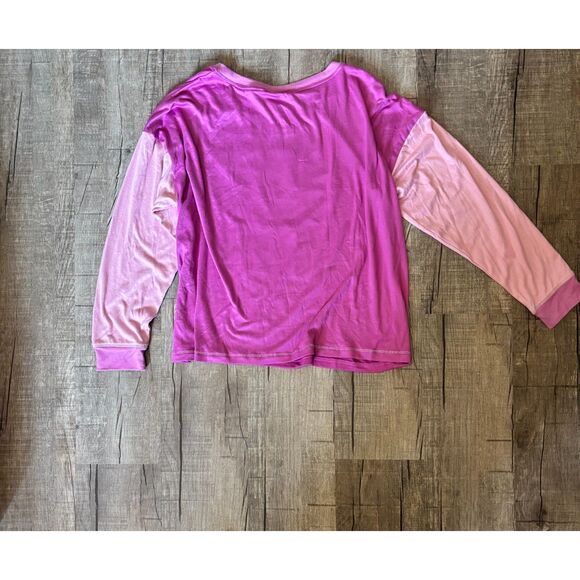 Hello Kitty Girls Long Sleeve Shirt Pink Graphic Tee Size XL 16-18 Sanrio - Picture 3 of 3